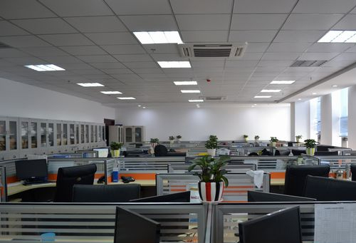 伊朗：決不投降，一個(gè)250年國家想對(duì)一個(gè)3000年歷史國家發(fā)號(hào)施令，絕對(duì)不可能:重慶勝帥實(shí)業(yè)有限公司如何選擇